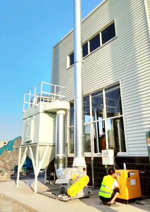 鄭州樸華科技工程師現(xiàn)場安裝調(diào)試濾筒除塵器
